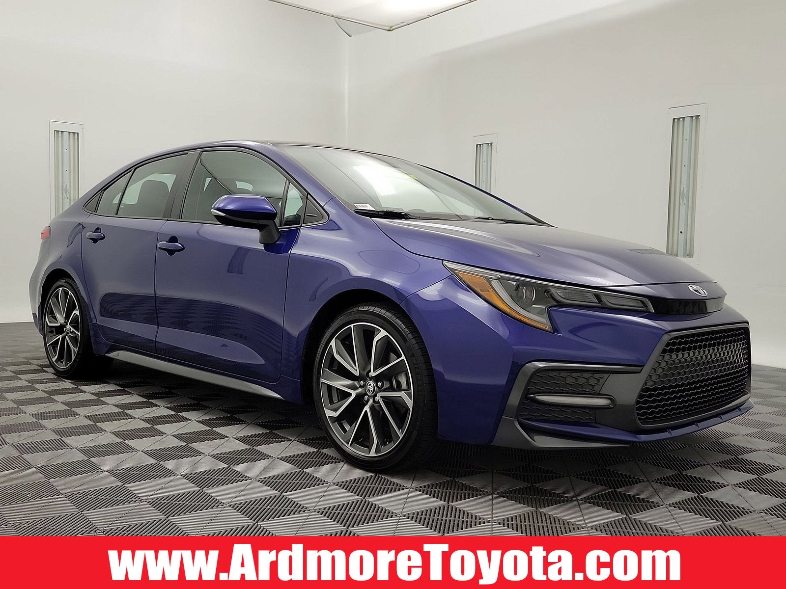 Used 2022 Toyota Corolla SE with VIN 5YFP4MCE0NP104695 for sale in Wynnewood, PA