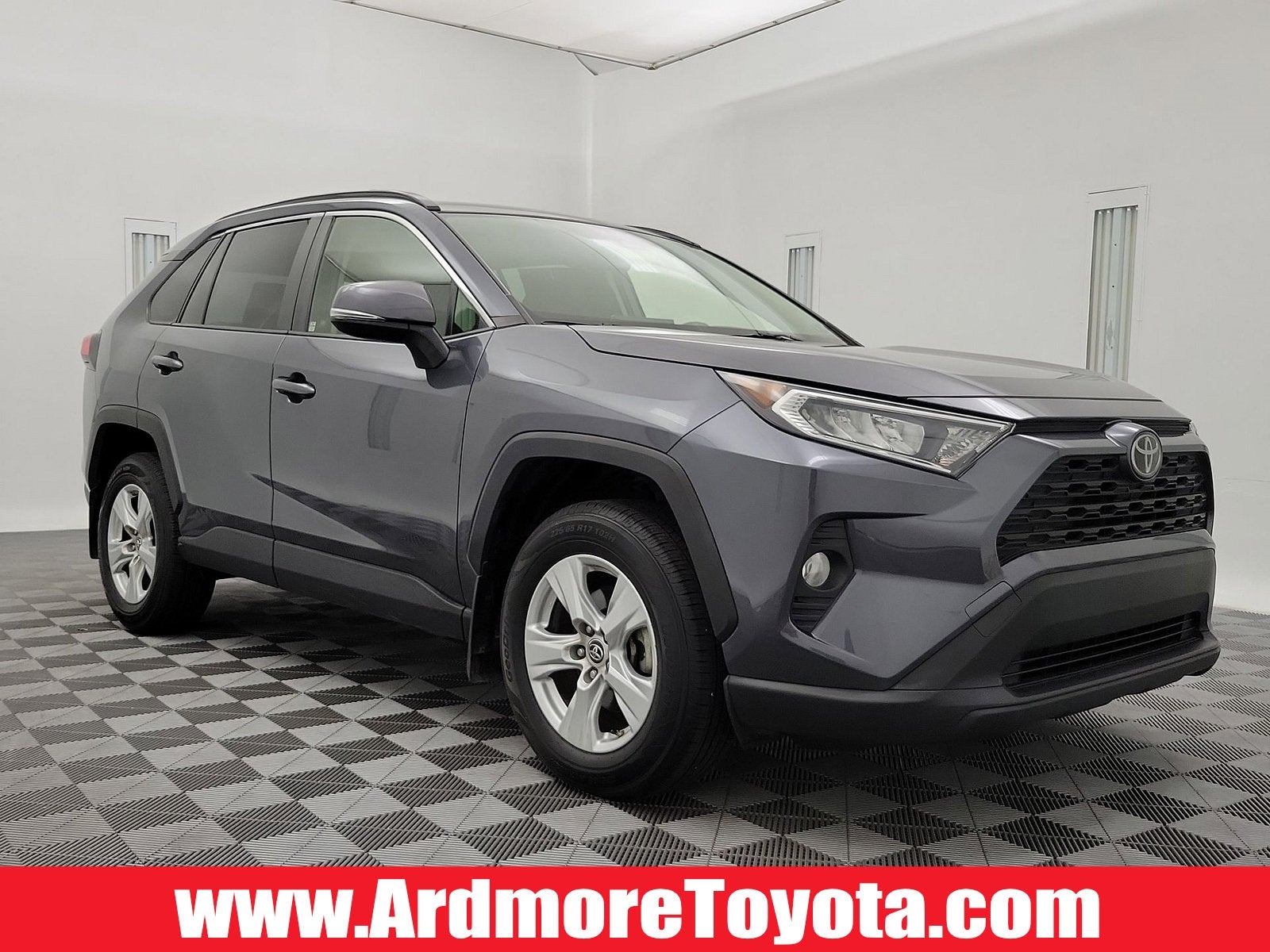 Used 2019 Toyota RAV4 XLE with VIN JTMP1RFV2KD009216 for sale in Wynnewood, PA